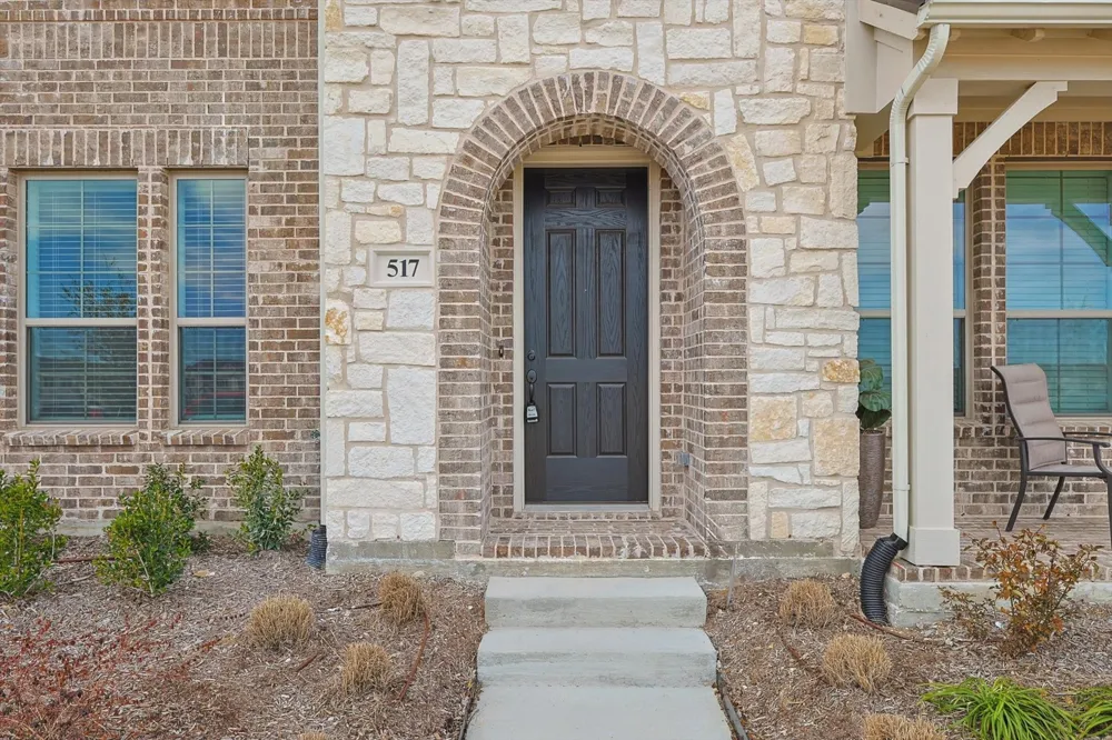 517 Parkside Drive Argyle, TX 76226