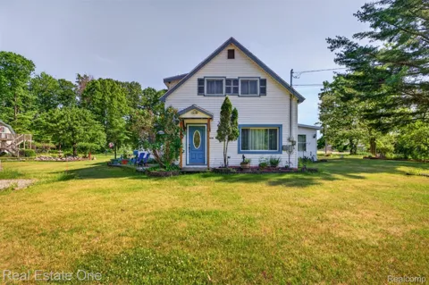 4489 W School Road W