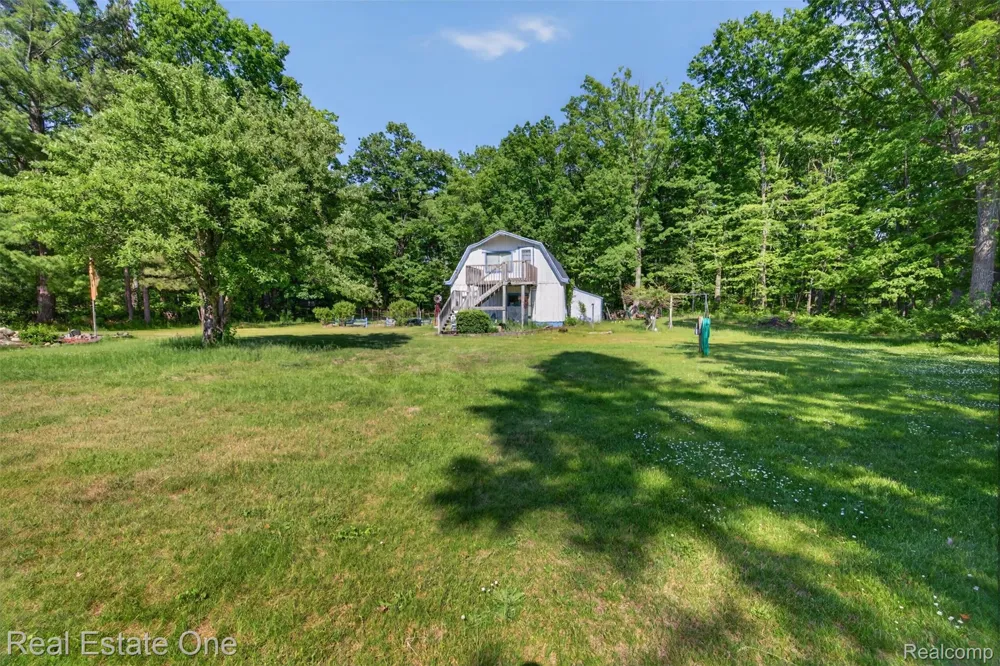 4489 W School Road W Markey Township, MI 48653