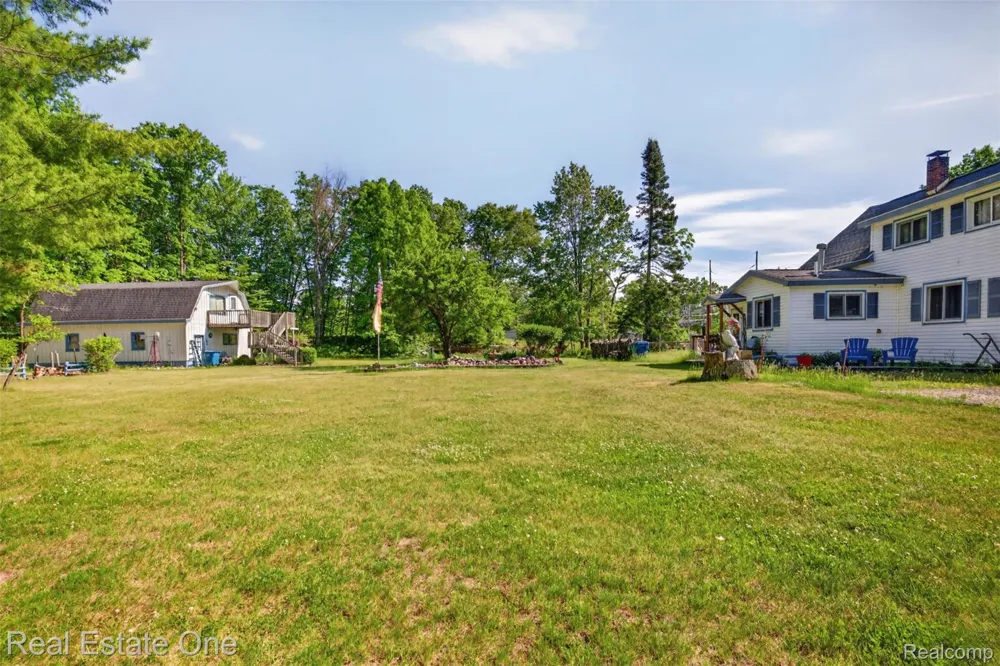 4489 W School Road W Markey Township, MI 48653