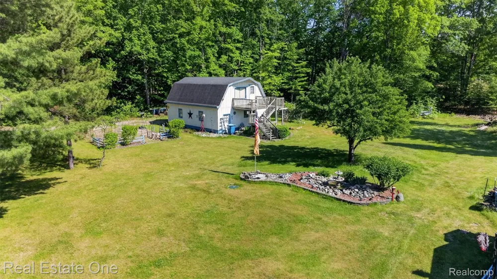 4489 W School Road W Markey Township, MI 48653