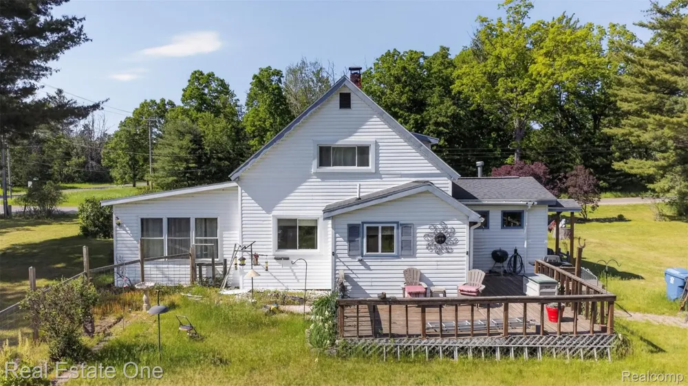 4489 W School Road W Markey Township, MI 48653