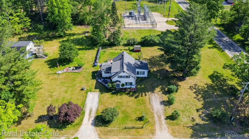 4489 W School Road W Markey Township, MI 48653