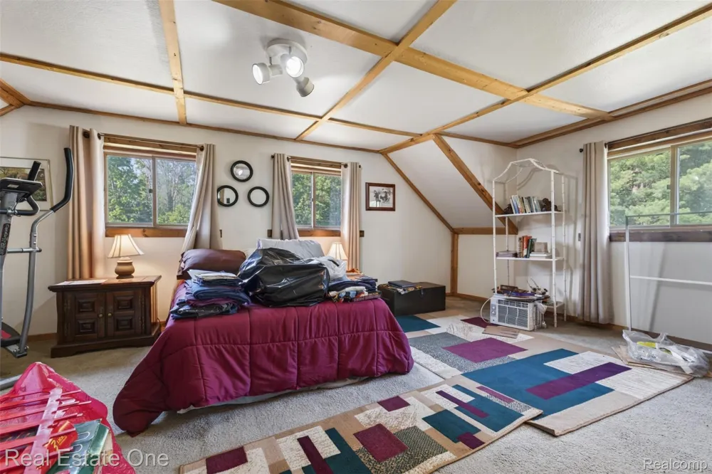 4489 W School Road W Markey Township, MI 48653