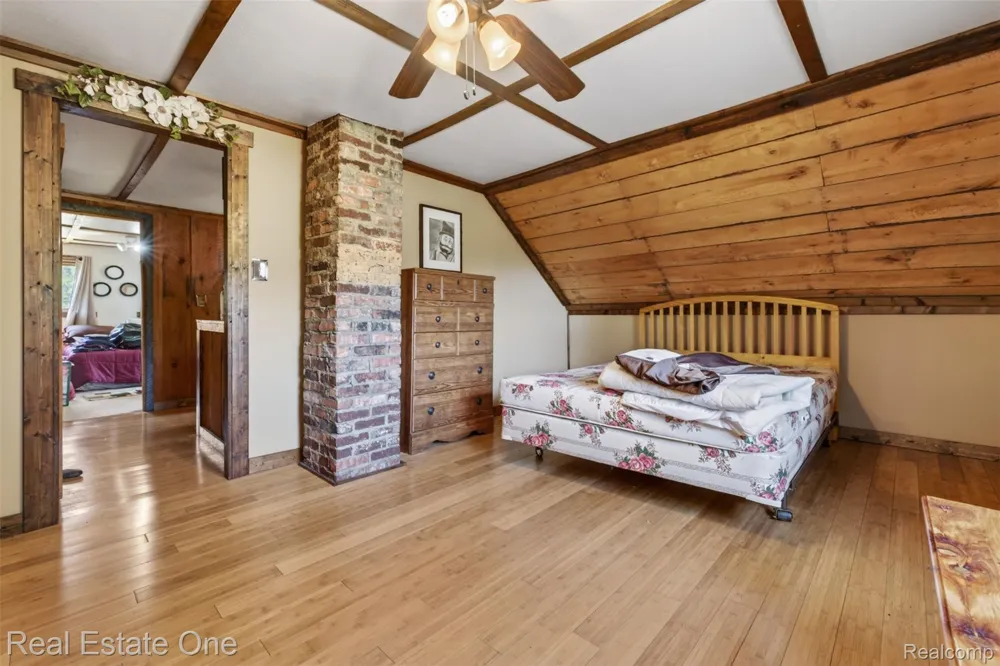 4489 W School Road W Markey Township, MI 48653