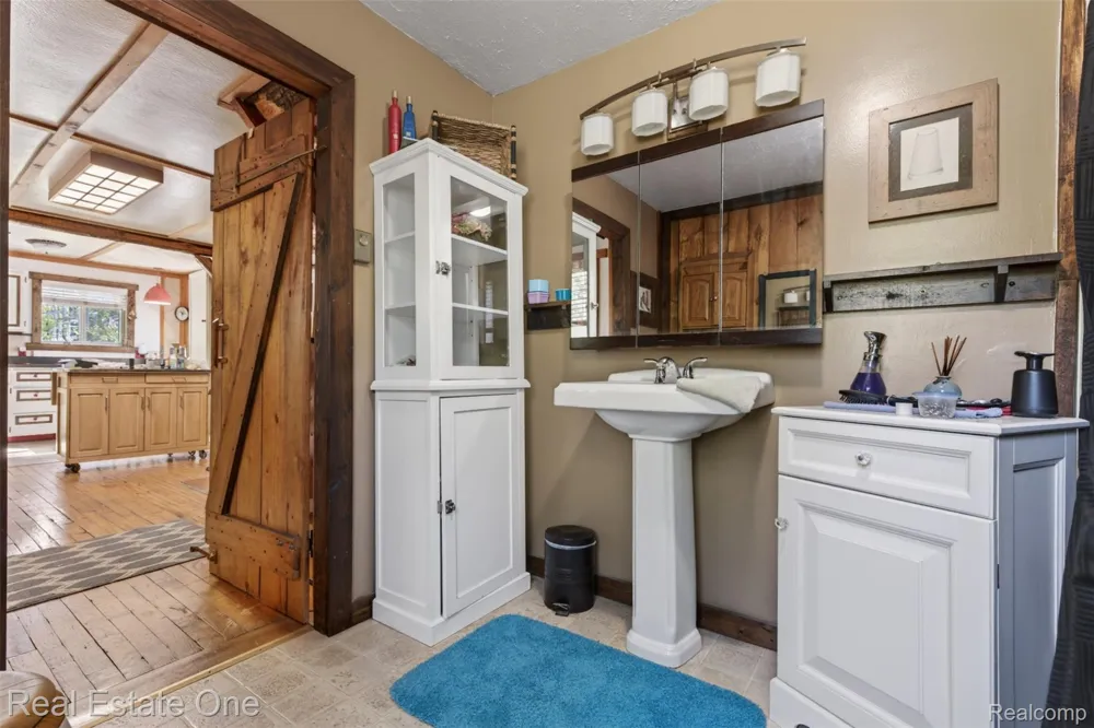 4489 W School Road W Markey Township, MI 48653