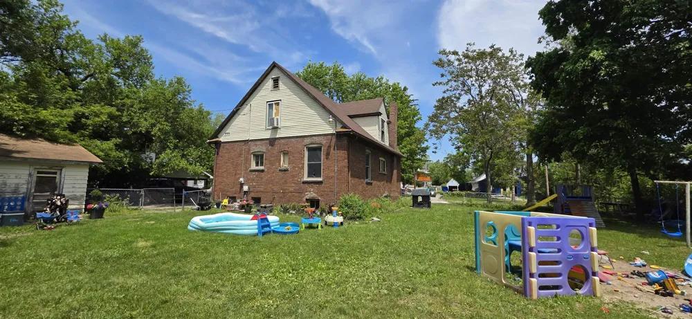 413 Waller Street Saginaw City, MI 48602