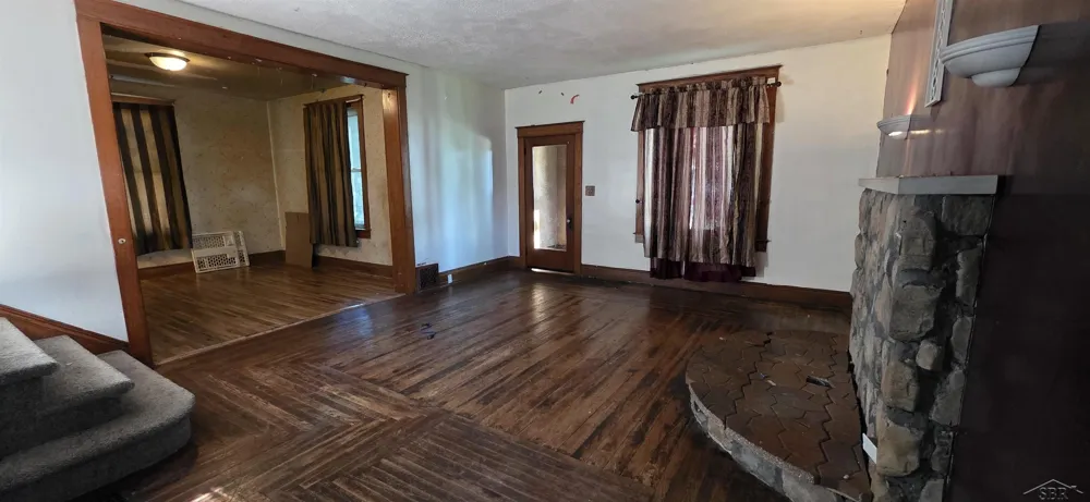 413 Waller Street Saginaw City, MI 48602