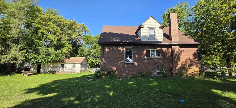 413 Waller Street Saginaw City, MI 48602