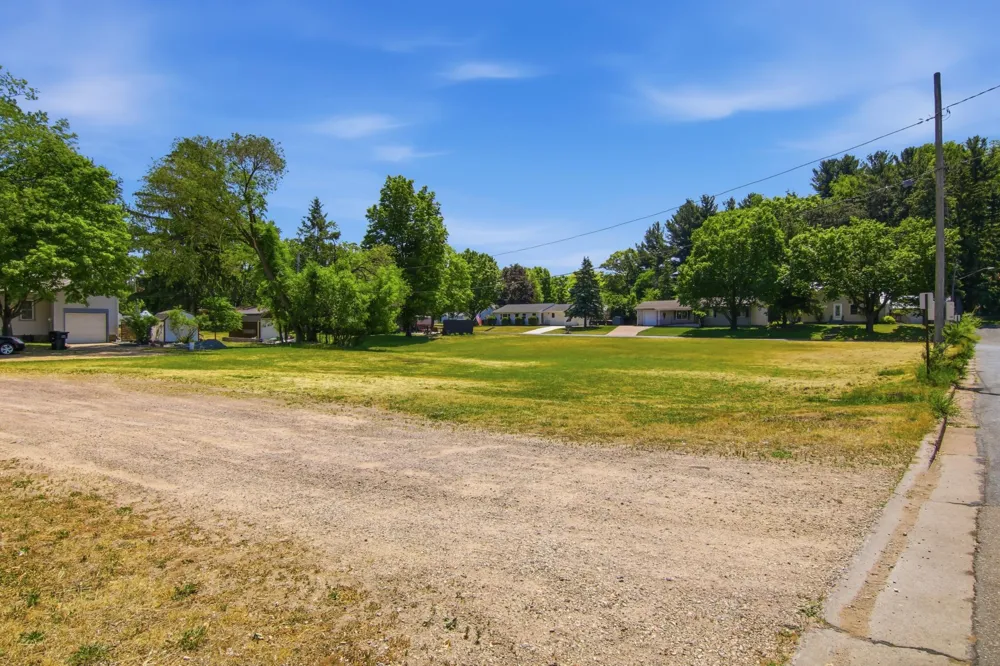 1406 Stout Road Menomonie, WI 54751