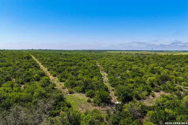 000 Private Road 5754 Castroville, TX 78009