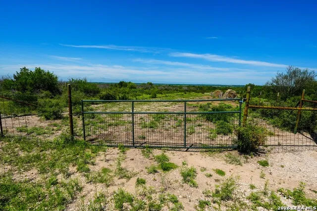 000 Private Road 5754 Castroville, TX 78009