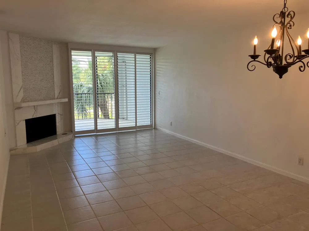 133 Bay Colony Drive Juno Beach, FL 33408