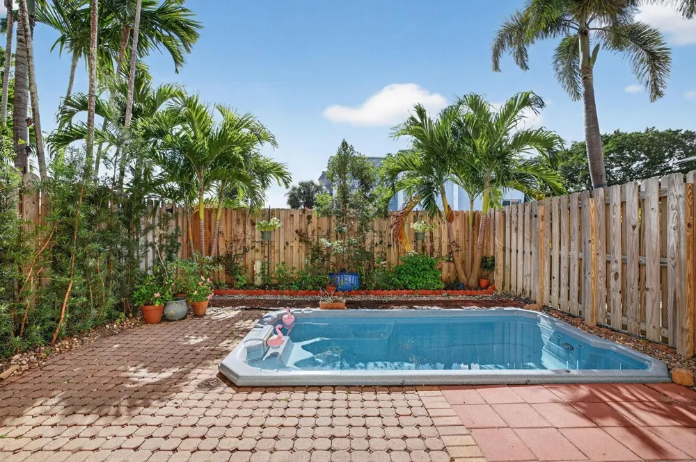 3024 NE 5th Terrace #10 Wilton Manors, FL 33334