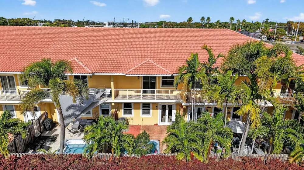 3024 NE 5th Terrace #10 Wilton Manors, FL 33334