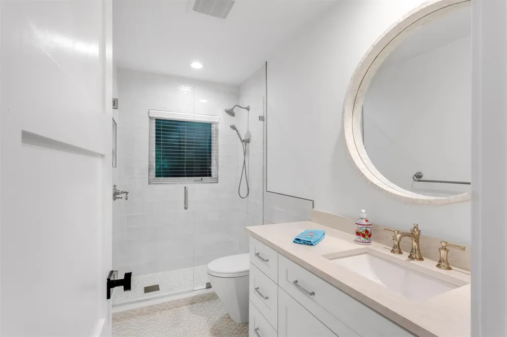 2720 Cardinal Circle Gulf Stream, FL 33483