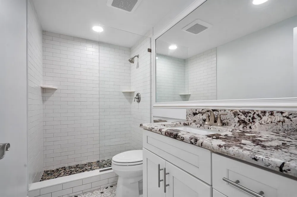 200 Waterway Road #204 Tequesta, FL 33469