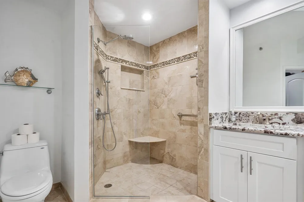 200 Waterway Road #204 Tequesta, FL 33469