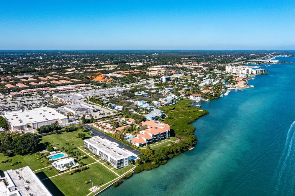 200 Waterway Road #204 Tequesta, FL 33469
