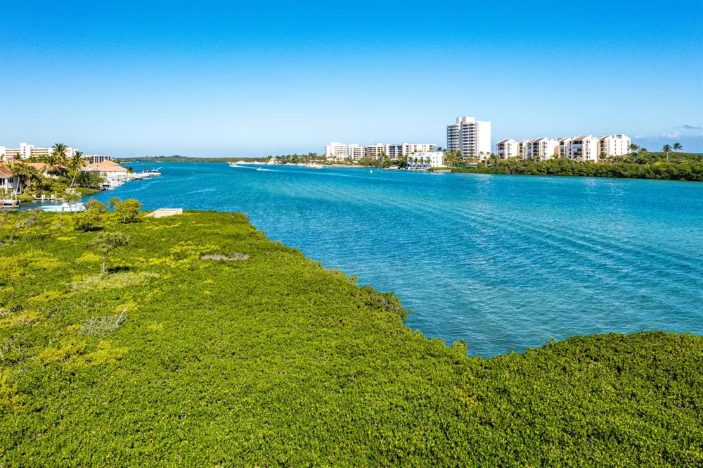 200 Waterway Road #204 Tequesta, FL 33469