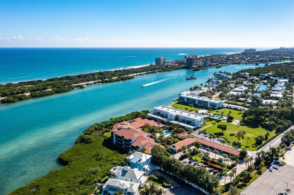 200 Waterway Road #204 Tequesta, FL 33469