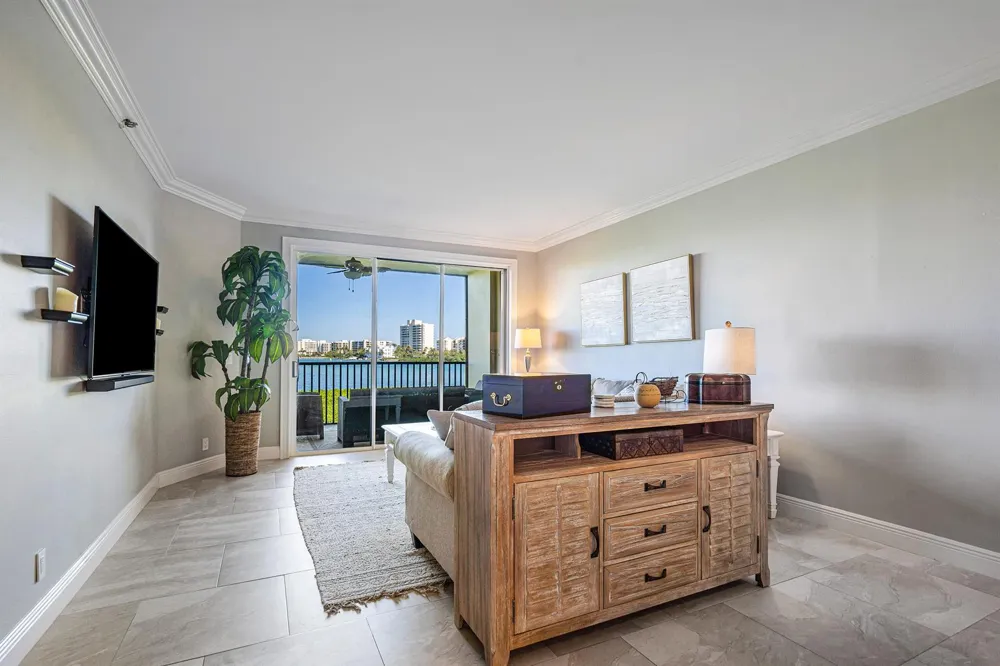 200 Waterway Road #204 Tequesta, FL 33469