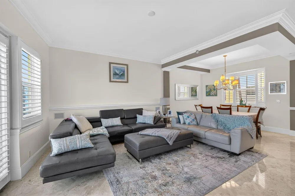 4332 Seagrape Drive #4 Lauderdale By The Sea, FL 33308