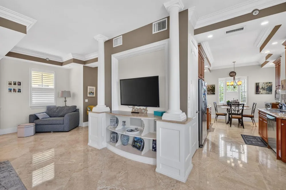 4332 Seagrape Drive #4 Lauderdale By The Sea, FL 33308