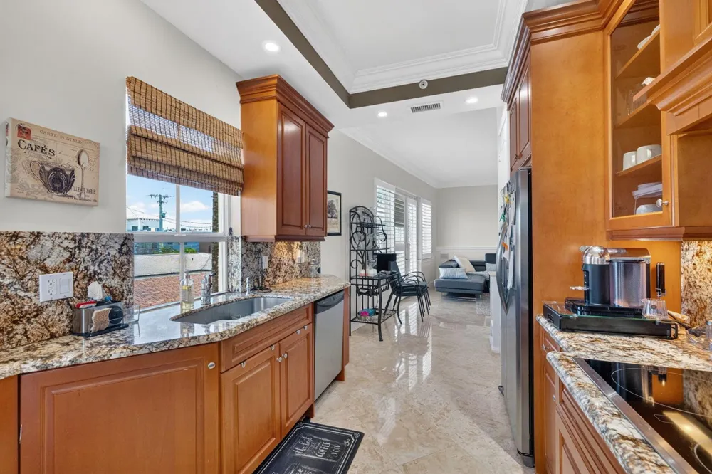 4332 Seagrape Drive #4 Lauderdale By The Sea, FL 33308
