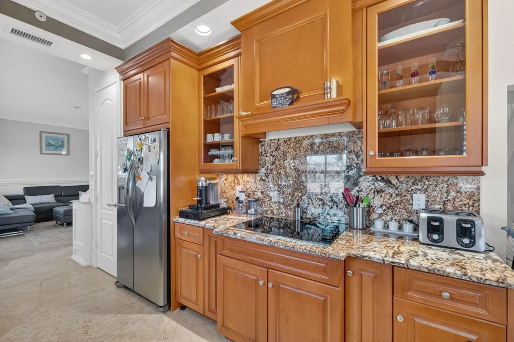 4332 Seagrape Drive #4 Lauderdale By The Sea, FL 33308