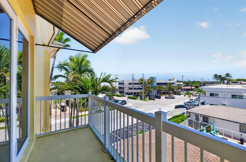 4332 Seagrape Drive #4 Lauderdale By The Sea, FL 33308