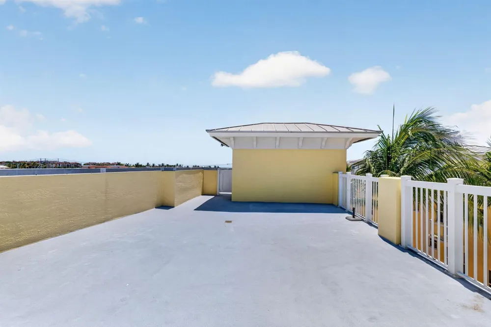 4332 Seagrape Drive #4 Lauderdale By The Sea, FL 33308