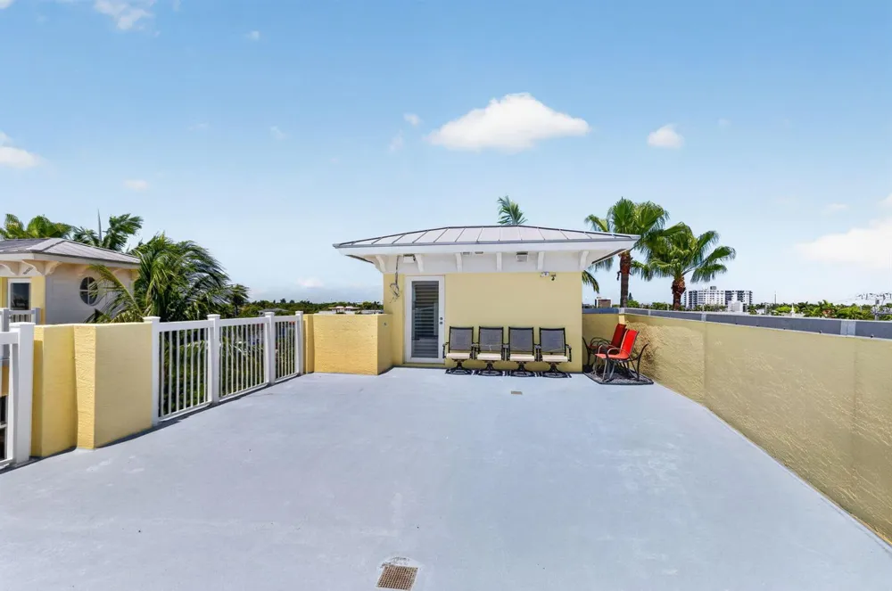 4332 Seagrape Drive #4 Lauderdale By The Sea, FL 33308