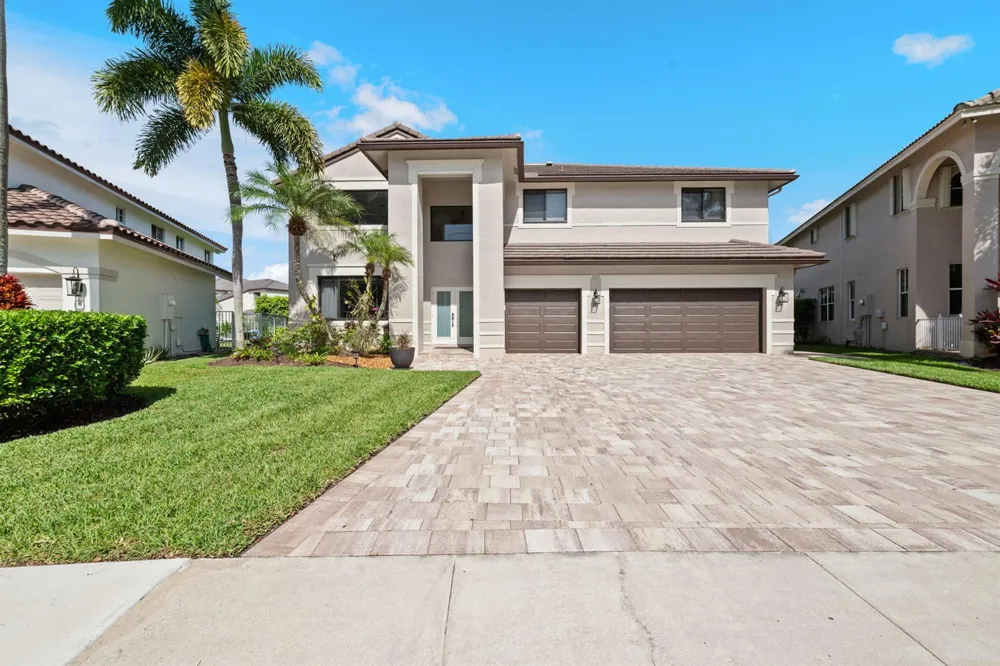 978 Greenwood Road Weston, FL 33327
