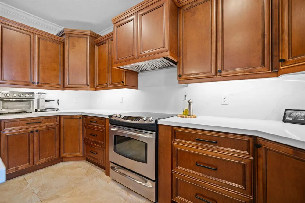 978 Greenwood Road Weston, FL 33327