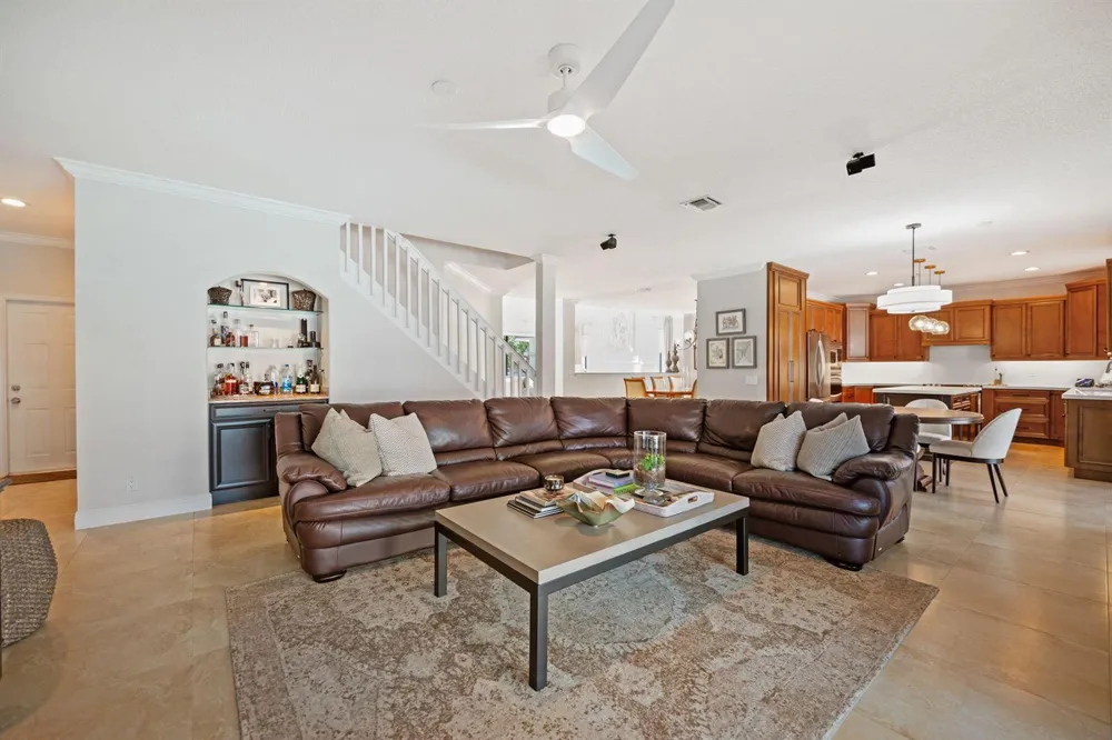 978 Greenwood Road Weston, FL 33327