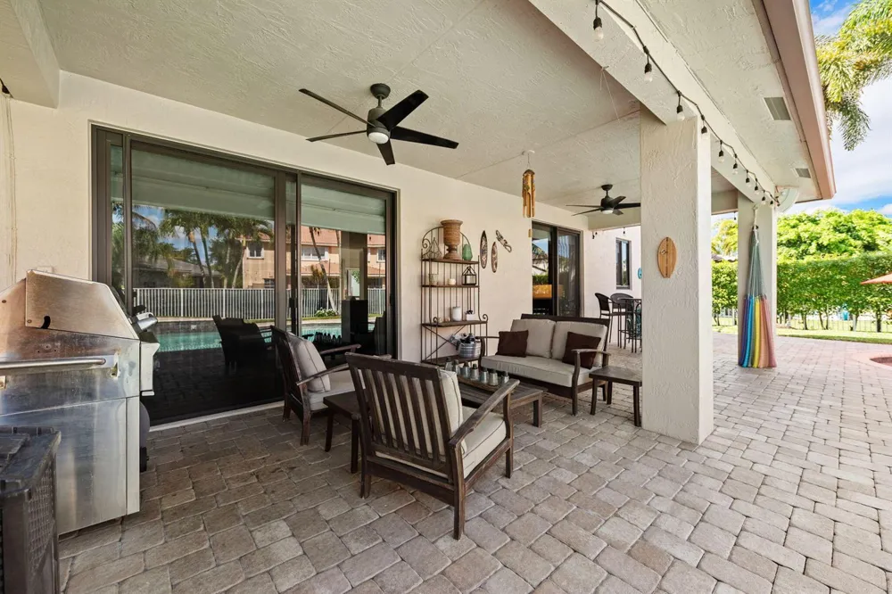 978 Greenwood Road Weston, FL 33327