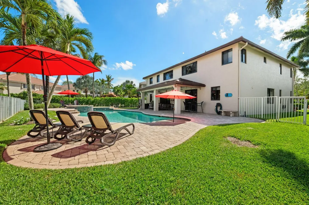 978 Greenwood Road Weston, FL 33327