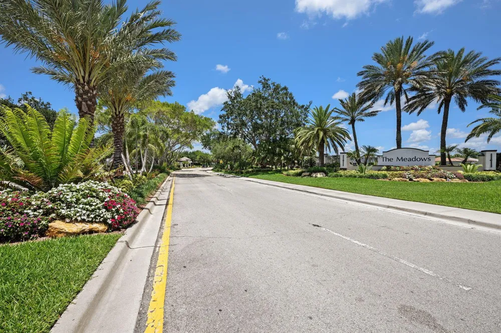 978 Greenwood Road Weston, FL 33327