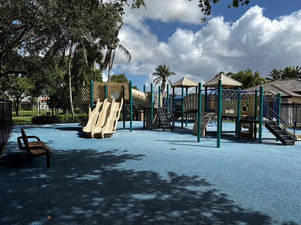 978 Greenwood Road Weston, FL 33327