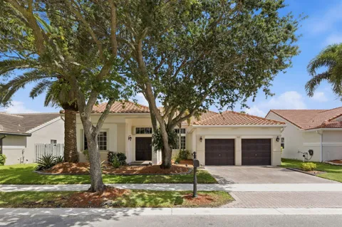 832 Heritage Drive