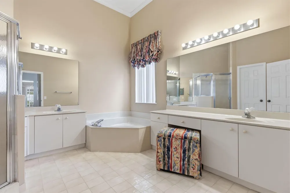 832 Heritage Drive Weston, FL 33326