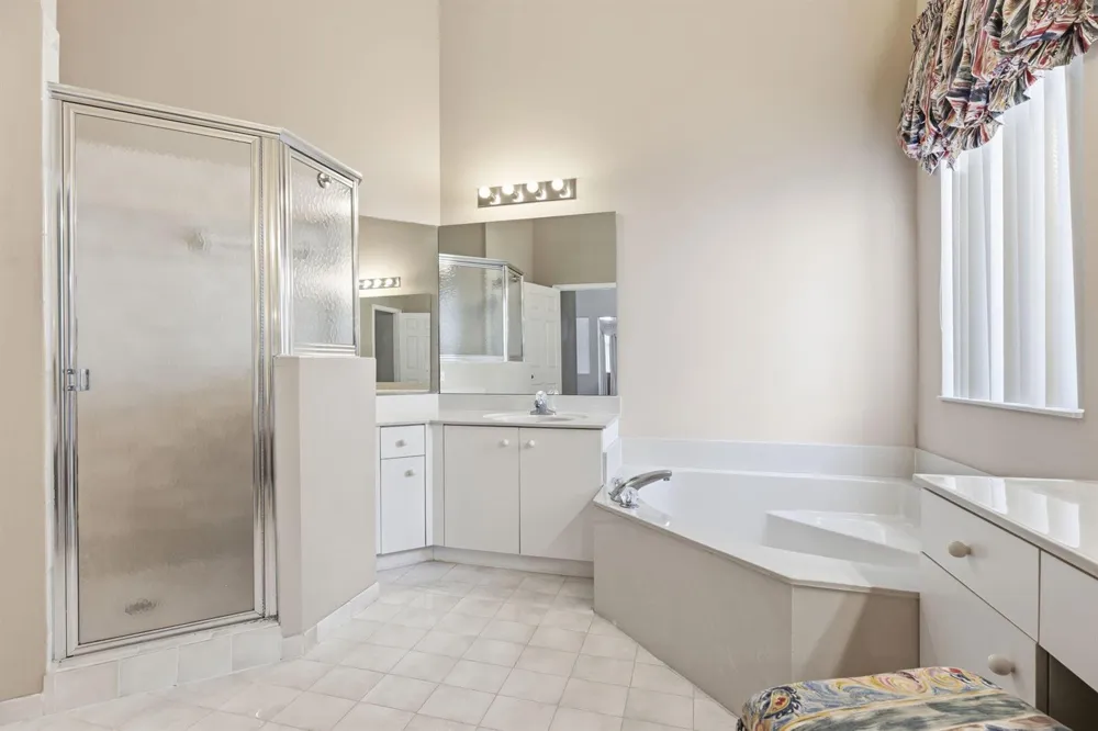 832 Heritage Drive Weston, FL 33326