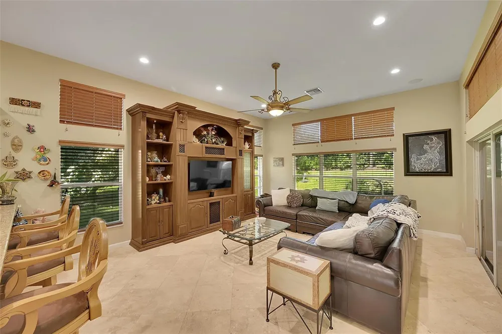 7756 Kingsley Palm Terrace Lake Worth, FL 33467