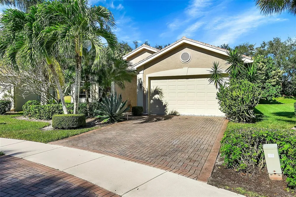 7756 Kingsley Palm Terrace Lake Worth, FL 33467