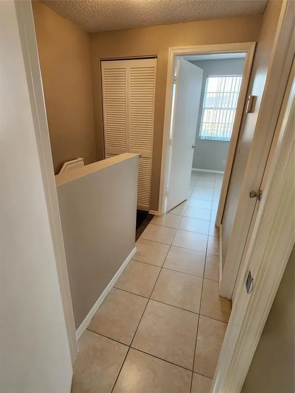 51 Whitehead Circle #51 Weston, FL 33326