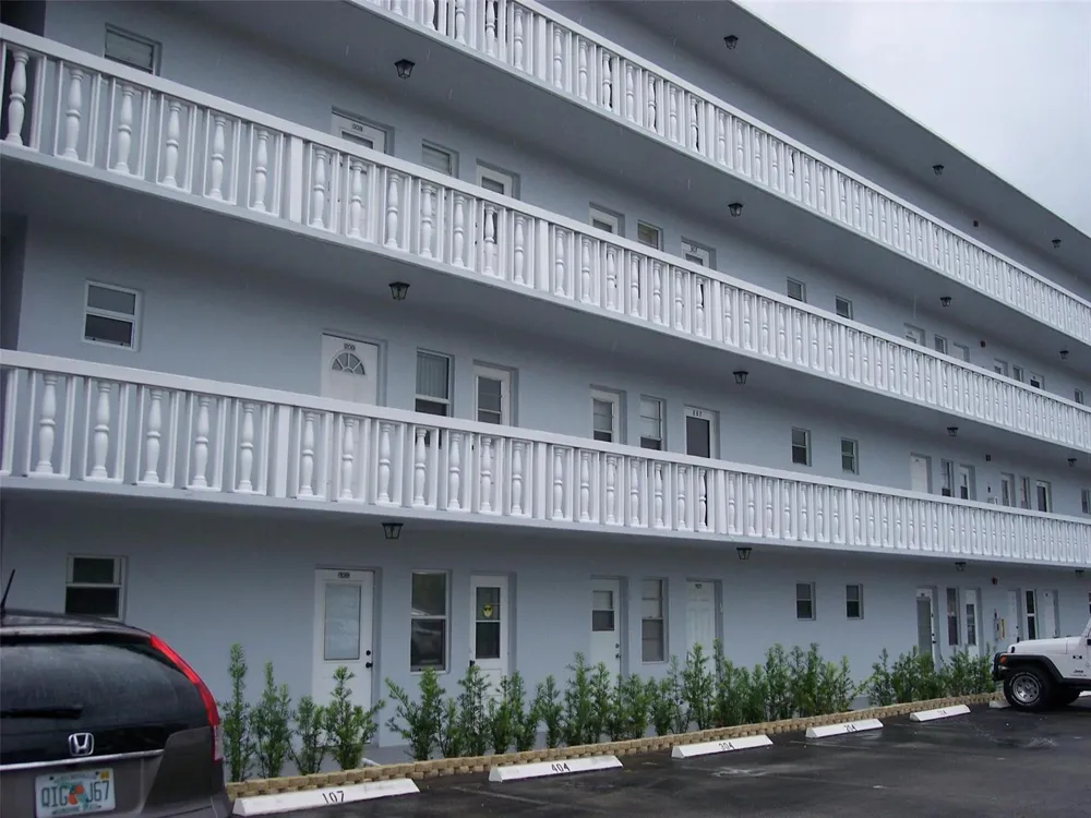 600 NE 2nd Street #208 Dania Beach, FL 33004