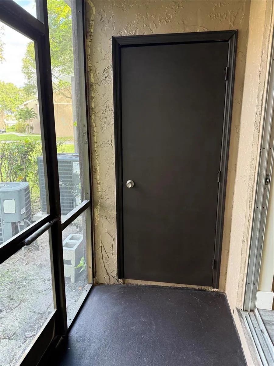 1349 Sussex Drive #1349 North Lauderdale, FL 33068