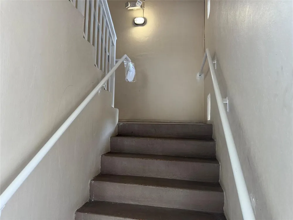 3431 NW 50th Avenue #304 Lauderdale Lakes, FL 33319