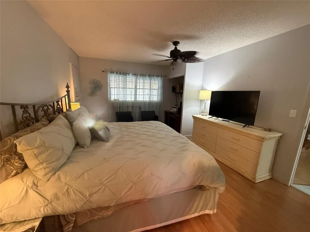 3431 NW 50th Avenue #304 Lauderdale Lakes, FL 33319